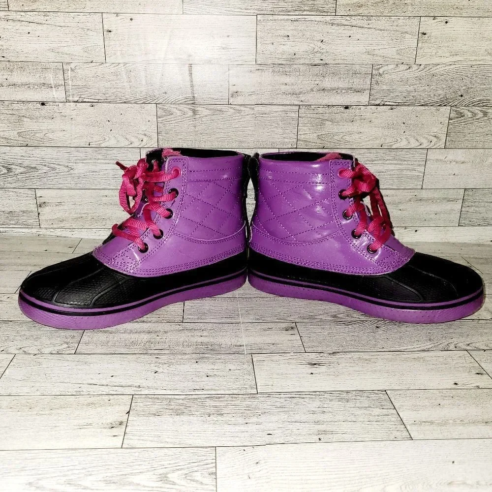Crocs Dahlia and black allcast duck waterproof boots. ^